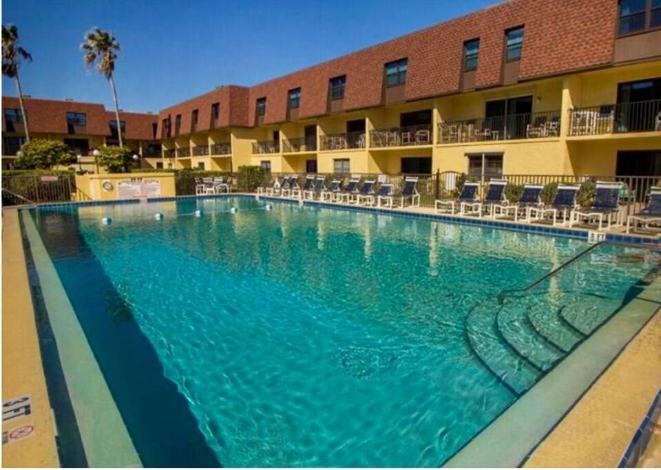 Condo By The Sea! Cocoa Beach Buitenkant foto