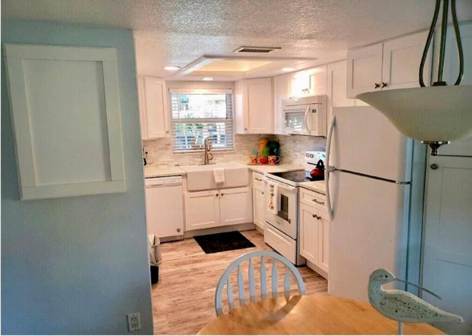 Condo By The Sea! Cocoa Beach Buitenkant foto